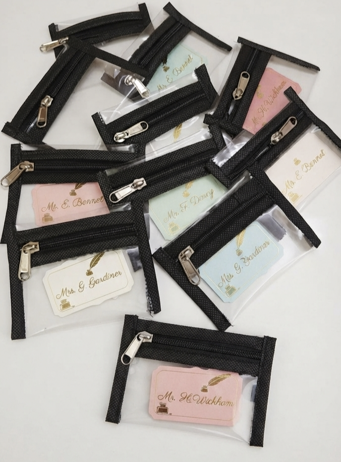 Card pouch thumbnail 2